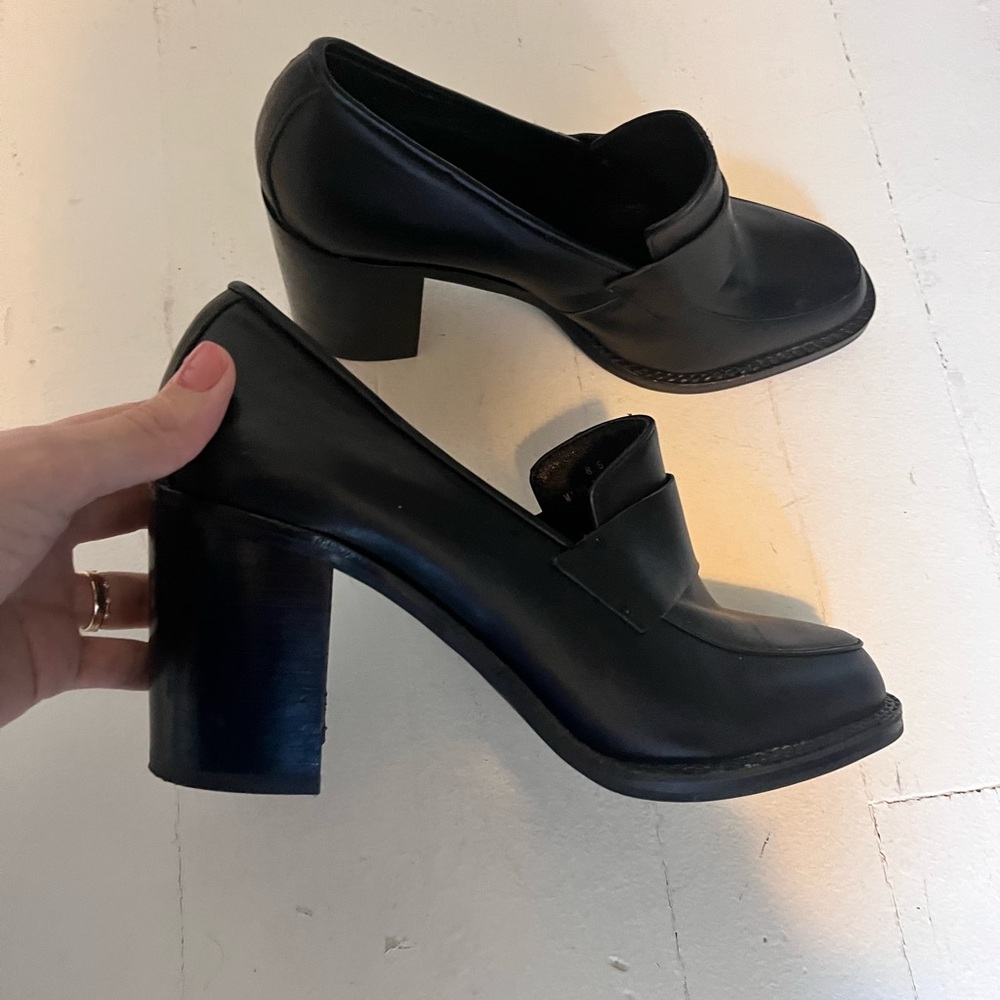 Jeffrey Campbell Penny Loafer Block Heel in black 8.5